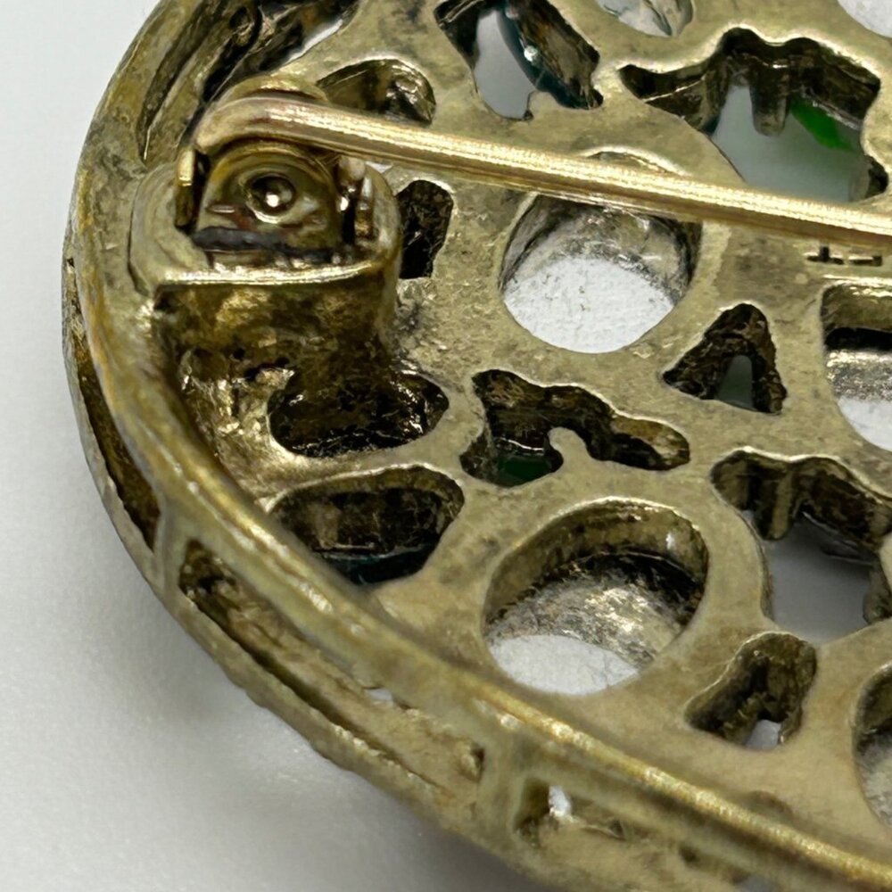 Vintage Monet Brooch Pin Multi-Colored Acrylic Stones Gold Tone Signed Round - Picture 9 of 16